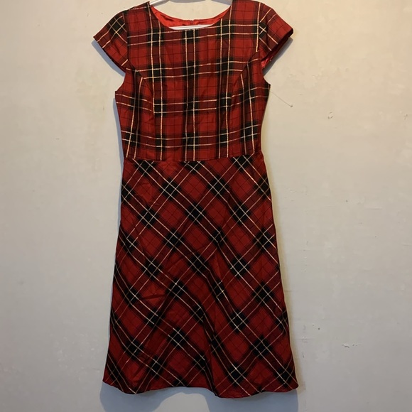 NWOT Children’s Place Adult Holiday Plaid Dress Size 4 - Picture 2 of 5